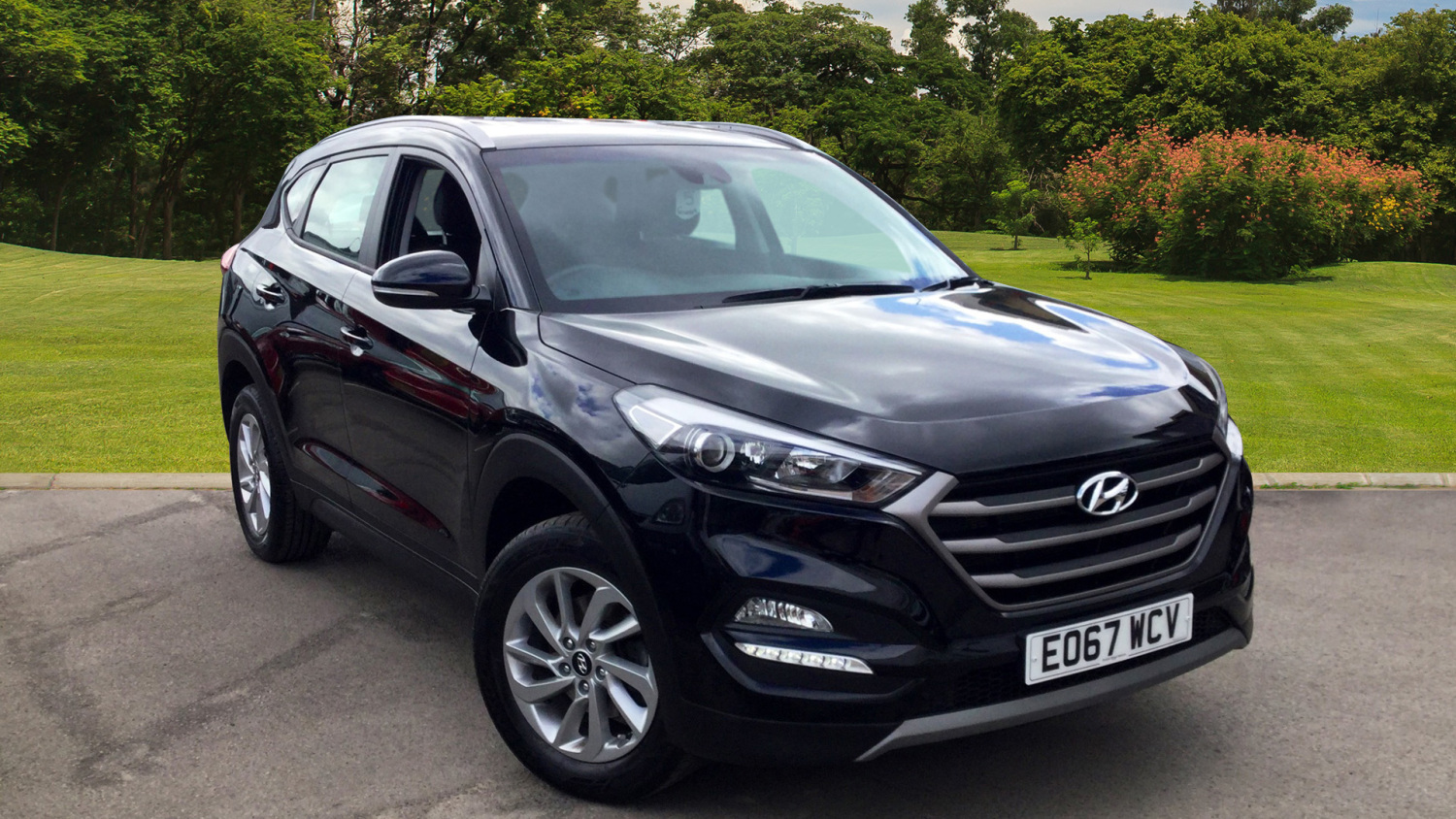 Buy Online Hyundai Tucson Gdi Blue Drive Se Nav Dr Wd Petrol